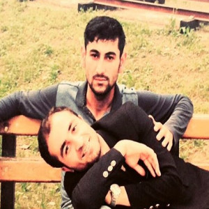 Sen hamıdan qeşeysen