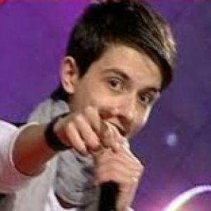 Gözlerim Gezir Seni